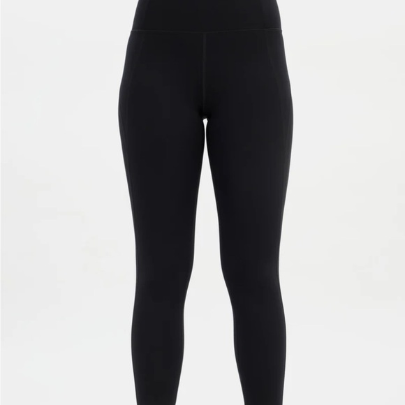 Girlfriend collective black compressive high rise legging with pocket - Picture 2 of 4